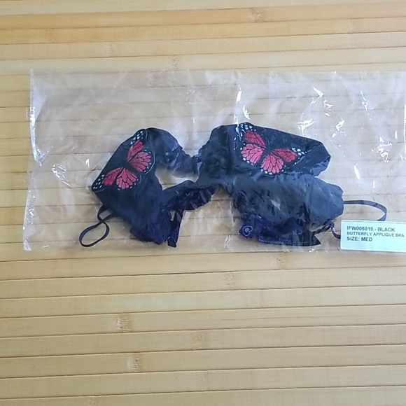 NWT Urban Outfitters I Heart Women's Butterfly Bra - Picture 4 of 4